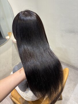 ロカ(roka) 暗髪/ダークブラウン/地毛風カラー