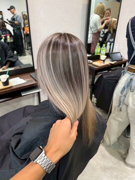 メリー オオサカ(Merly Osaka) バレイヤージュ