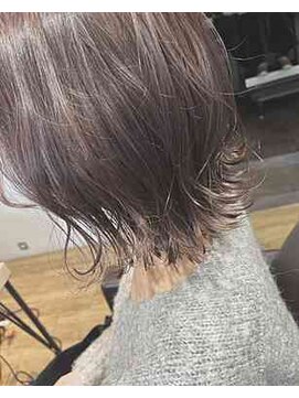 エヌプラスリタ 近鉄八尾(N+lita) 黒髪クラゲヘアーオリーブグレー小顔ココアベージュ