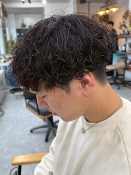 フゥ 宇都宮戸祭(FeU) 宇都宮メンズカットメンズパーマ波巻きスパイラルパーマツイスパ