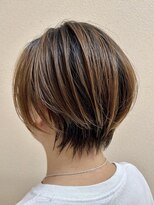 シャンプーボーイ 大人ショート