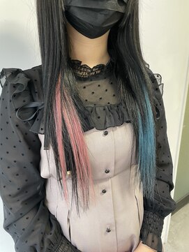 フツーロ 栄(FUTURO) #インナーカラー＃派手髪＃ピンク＃ブルー＃名古屋美容室
