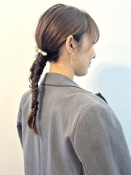 ジョニアンドロージ(Joni & Rougy) フィッシュボーンでタイトアレンジ