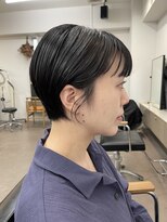 ユノ(juno) 【中目黒】黒髪のコンパクト耳かけショート☆