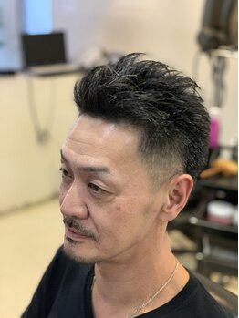 ジジ(ZiZi)の写真/<理容室>眉カットやシェービングでお顔の印象は変わる！好印象な清潔感ある好感度UPのスタイルに♪