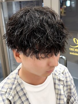 ネイロ 錦糸町(NeiRo) 波巻きスパイラルパーマツイストスパイラルパーマメンズマッシュ