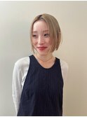 ホワイトベージュ