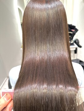 トッカ 天王寺ANNEX(tocca) ベージュカラー