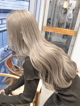 ミラ 新宿(MILA) メルティカラーフェミニンロング似合わせカットハイトーン韓国