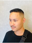 ワイルドアップバングスキンフェードアイロンパーマ爽 やか