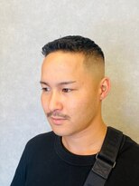 アストロ(ASTRO)&nbsp;ワイルドアップバングスキンフェードアイロンパーマ爽 やか