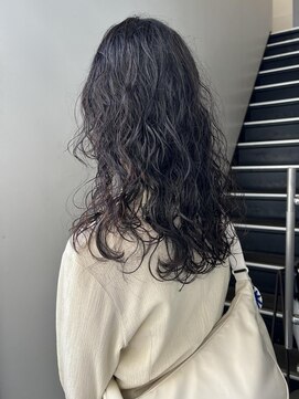 ポーズ(PAUSE) ロングパーマ