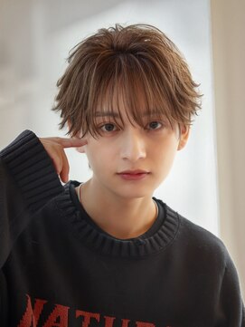 オーシャントーキョー サニー 原宿(OCEAN TOKYO Sunny) シースルーフェザーショート