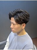 ビジネスツーブロックショート フェザーパーマ かきあげバング
