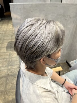 メゾンウィット(Maison Wit) ハイトーンシルバー