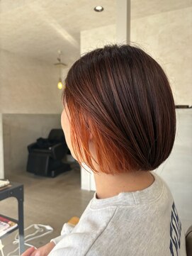 インナーカラーボブ