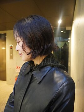 ニュアンスパーマでラフなスタイルにも！カジュアルボブ