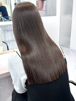 ヴィヴィー 福岡天神店(VIVIE)&nbsp;ワンカラーで出来る色素薄めカラー×縮毛矯正