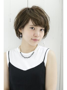 コリーナ(collina) 【collina代官山】 ハイライト&ローライトボブA TSUBURAYA