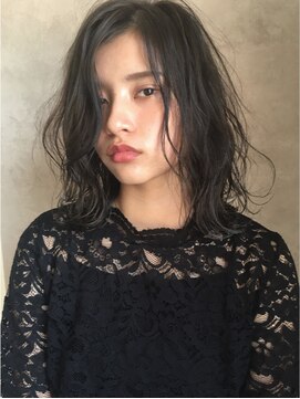 クロックレス (CLOCKLESS) 脱力感ウェーブ　×　ダークグレージュ＃CLOCKLESS伊勢崎