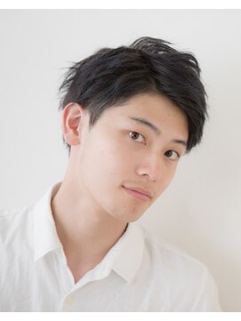 フュチュールヘアー(futur hair) アップバングスタイル