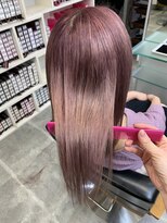 キャラ シャローネ 池袋(Chara Chalone)&nbsp;資生堂アルティストでクールめピンク×つや髪ロング【今野美栄】