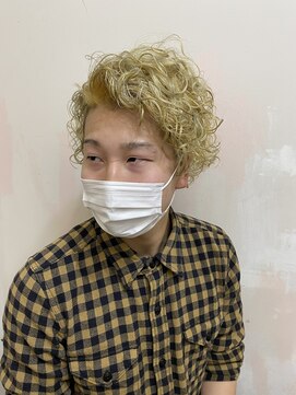 カペリマレーナ(Capelli Malena) メンズ　スパイラルパーマ　ツーブロック
