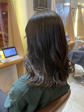 ヴァネッサ VANESSA 【VANESSA 鶴見】ミディアム×ダークグレージュ