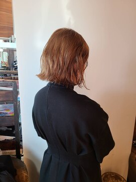 ブロック ジャポン(bloc japon) 切りっぱなしボブ/キャラメルベージュ