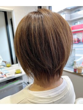 ラヴィエール(Laviere) お手入れ簡単ショートボブ　耳がけも◎