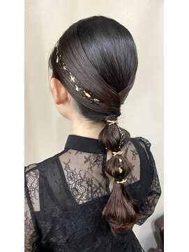クレア(Crea) お呼ばれヘア タイトポニー 編みおろし 金箔