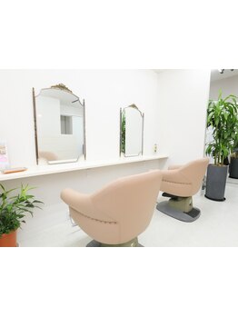 マンツーマン施術×丁寧な接客が◎お客様のご希望に沿った施術で、あなたの魅力を最大限に引き出します。