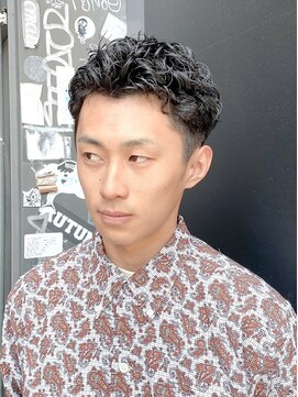 ソーコ 渋谷(SOCO) メンズニュアンスパーマ波巻きスパイラルメンズパーマ