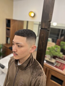 ニューデイ バーバー ショップ(NEWDAY BARBER SHOP) クロップアイロンパーマ