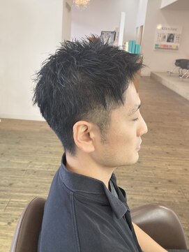 コワファースト 別府 黒髪ショート