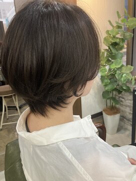 モニカ ヘア(MONIKA HAIR) ショートボブ