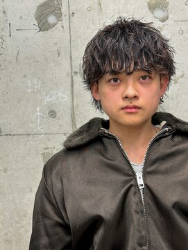 アルマフォー(Alma four) 波巻きパーマ