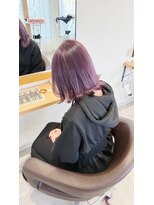チェレ オレ 新金岡店(Chere ore)&nbsp;外はねレイヤーボブ・パープルワインレッド・ブリーチ
