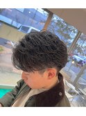 韓国風″フェザーショート″