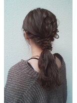 編み下ろし結婚式二次会◎ゆるふわ大人かわいいヘアアレンジ