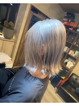 ヘアーデザイングランツ(Hair Design GLANZ) ホワイトヘア