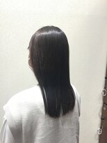 アクセ&nbsp;黒髪セミロング髪質改善ナチュラルストレートヘア20代30代40代