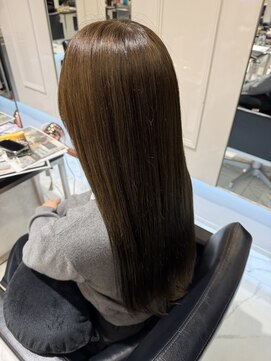 サンカリ イオンモール新居浜店(SANKARI) 深みオリーブベージュ×ナチュラルトーン