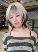 くびれミディ前髪似合わせカットホワイトベージュ_ba575631