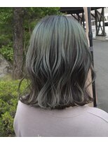 ジュラク(JURAKU)&nbsp;グリーンアンブレラカラー×切りっぱなしロブ