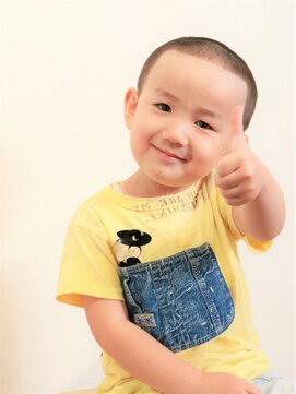 ヴィスト バイ レボ(VIST by REVO) 幼稚園で人気爆発☆外人風マルコメアスリート【VIST 武田元気】