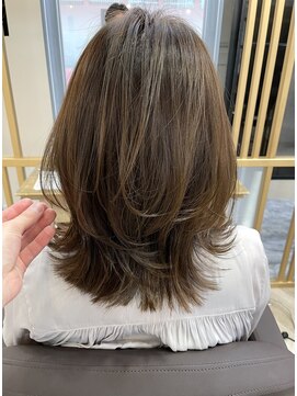 アリスバイアフロート 自由が丘(ALICe by AFLOAT) レイヤーカット