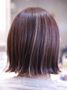 シュシュ(Chou Chou) 切りっぱなしボブ