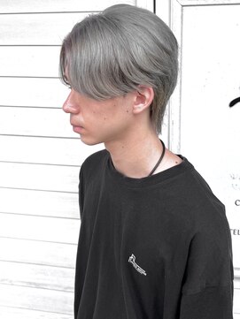 フェール(faire) センターパート・ホワイトシルバー