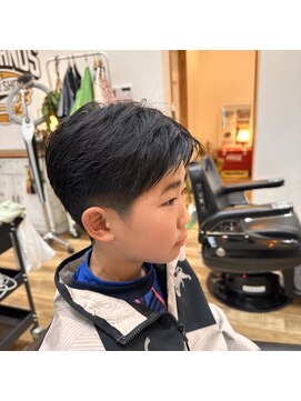 エイトハンズ(EIGHT HANDS) センターパート